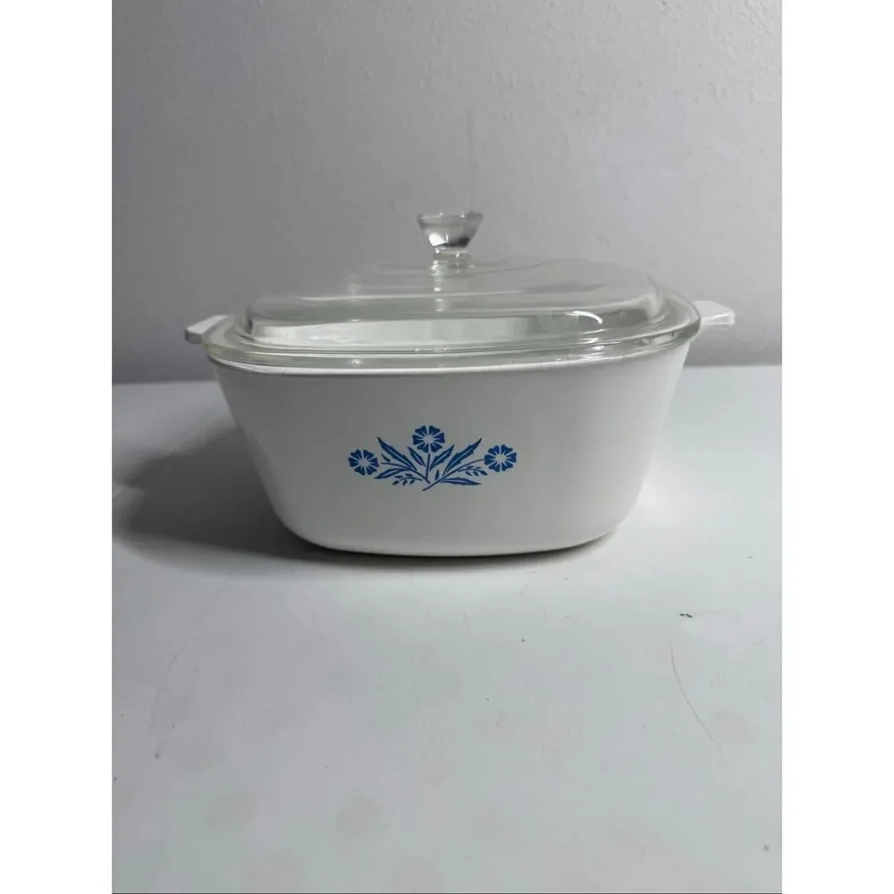 VNG Corning Ware Blue Corn Flower Casserole Dish Clear Lid 2 1/2 QT (P-2 1/2-B)
